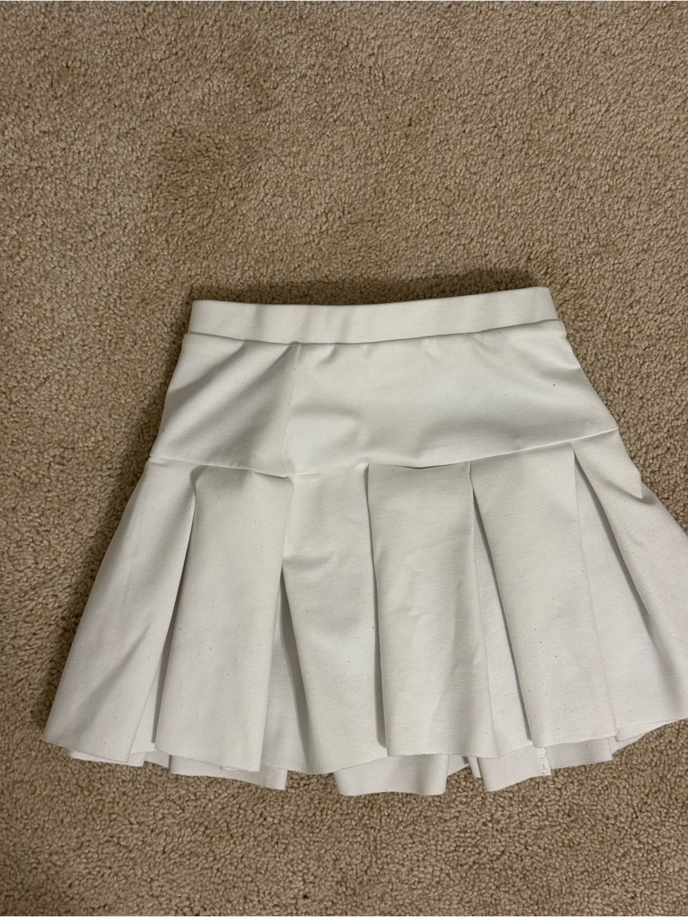 Lioness White Pleated Skirt